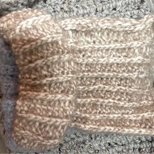 NEW Handmade Wool Beanie (Size Medium)